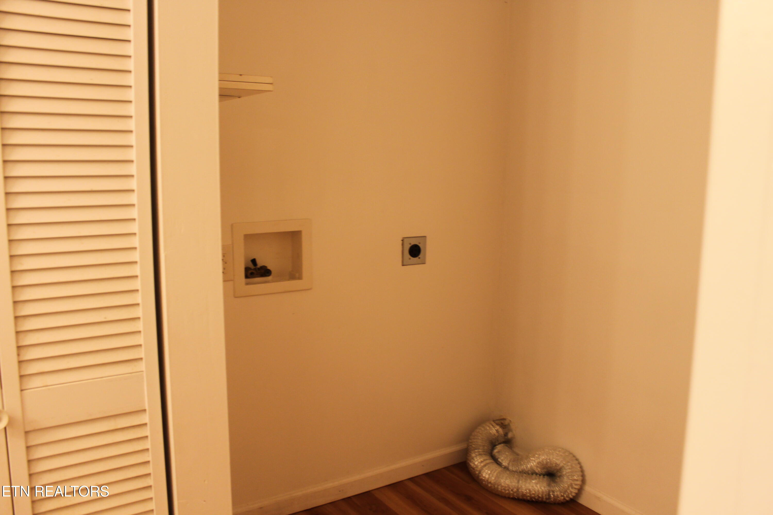 818 Medaris Street Clinton, TN 37716 - Photo 19 of 22 IMG_1726