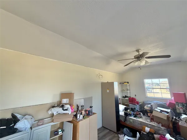 $186,000 | 310 Beaks Avenue, Eagle Lake, TX 77434