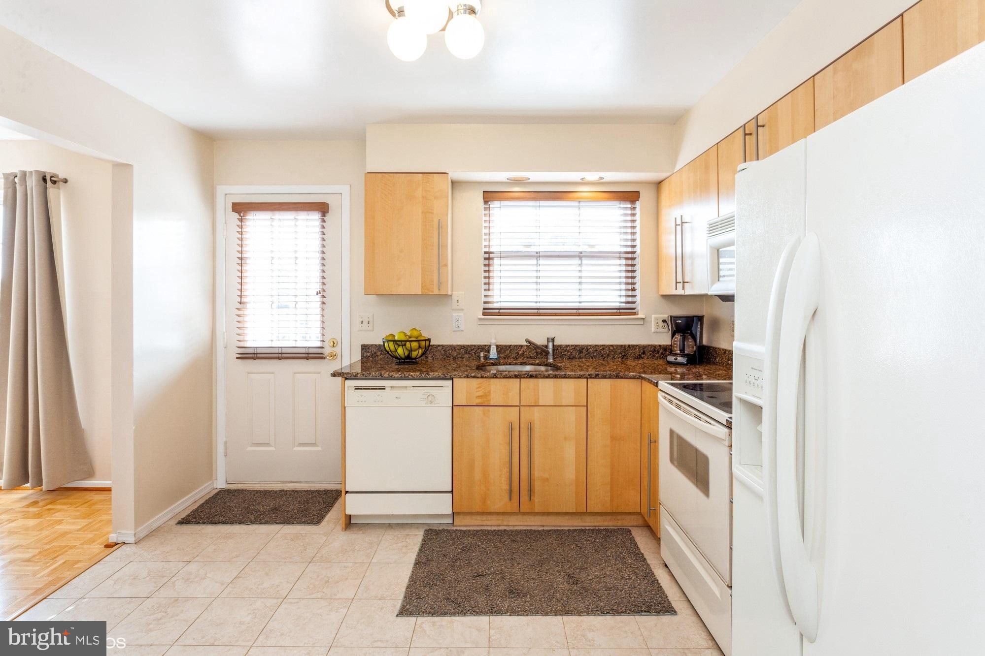 329 Timber Grove Road Owings Mills, MD 21117 - Photo 6 of 38