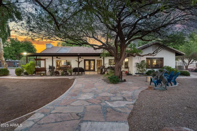 $4,499,000 | 2601 East Mesquite Street, Gilbert, AZ 85296