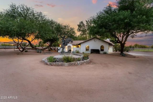 $4,499,000 | 2601 East Mesquite Street, Gilbert, AZ 85296