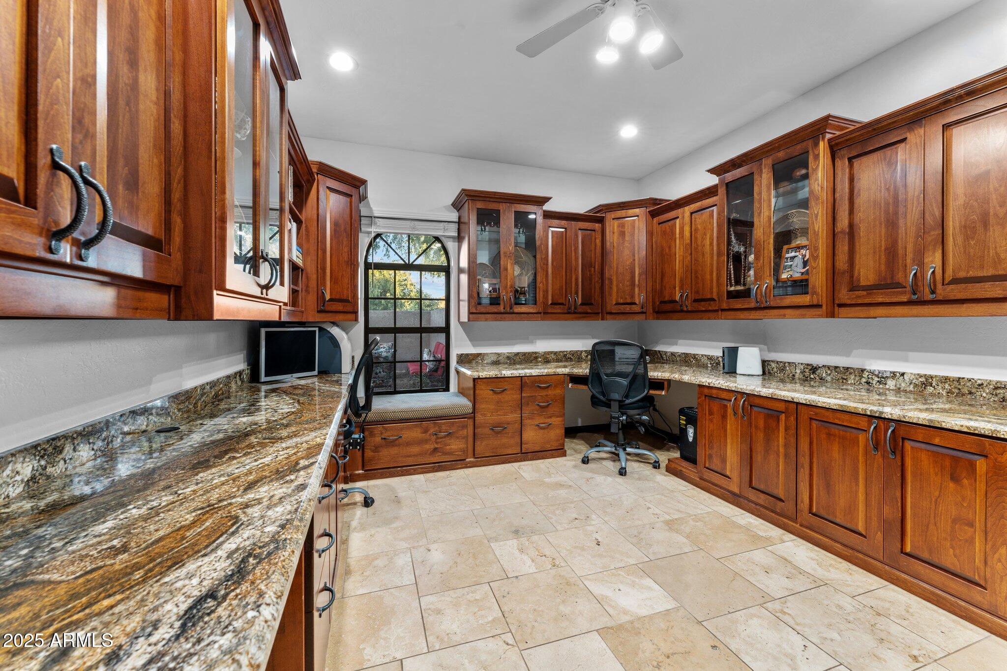 2601 East Mesquite Street Gilbert, AZ 85296 - Photo 26 of 69 Office