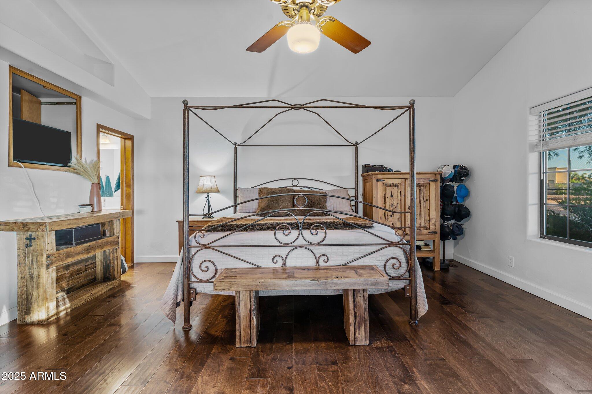 2601 East Mesquite Street Gilbert, AZ 85296 - Photo 31 of 69 Primary bedroom