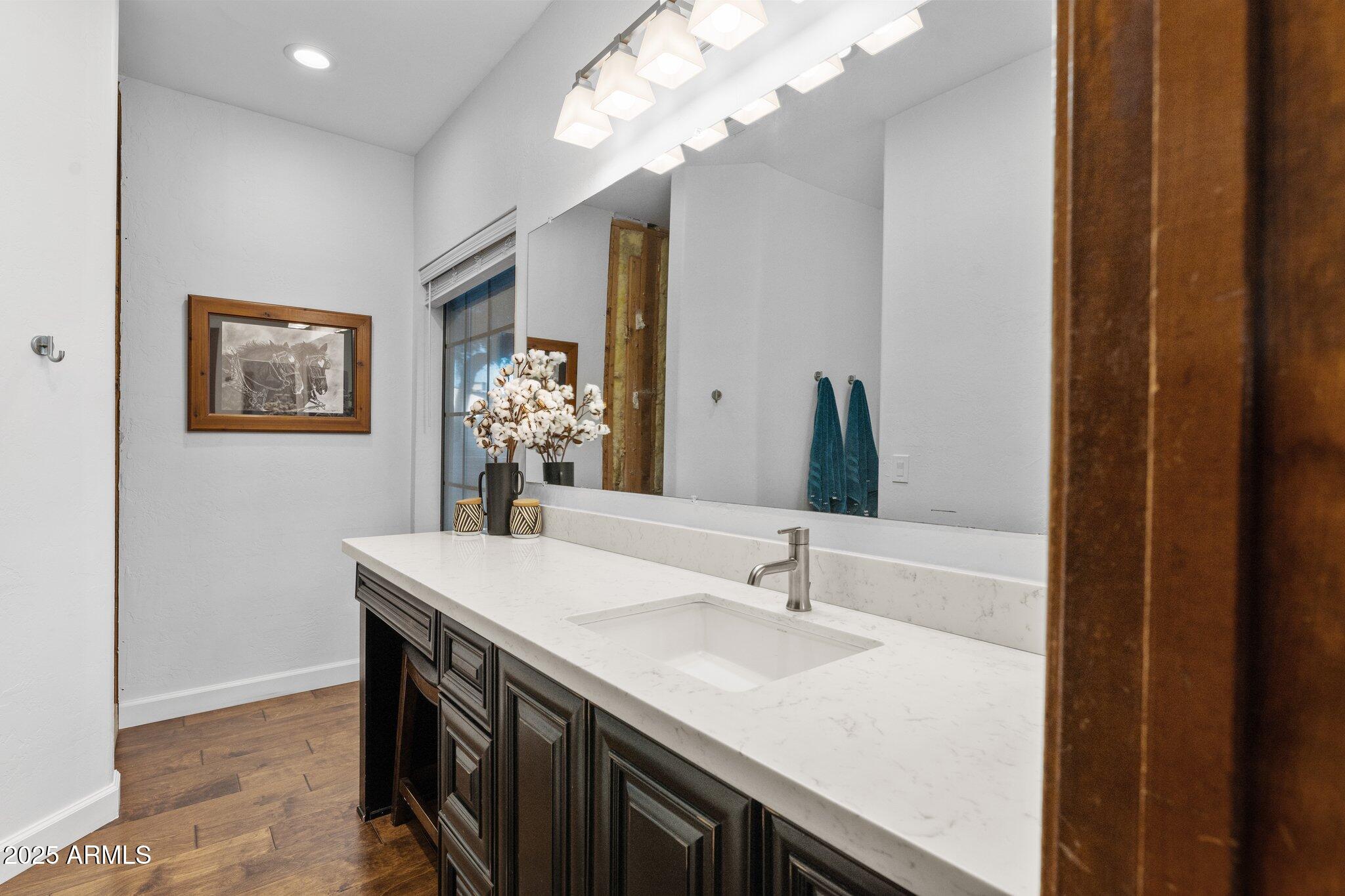 2601 East Mesquite Street Gilbert, AZ 85296 - Photo 33 of 69 Bath