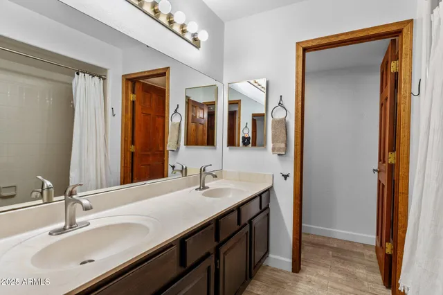 $4,499,000 | 2601 East Mesquite Street, Gilbert, AZ 85296