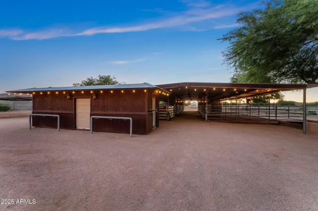 $4,499,000 | 2601 East Mesquite Street, Gilbert, AZ 85296