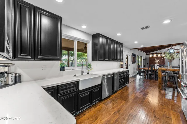 $4,499,000 | 2601 East Mesquite Street, Gilbert, AZ 85296