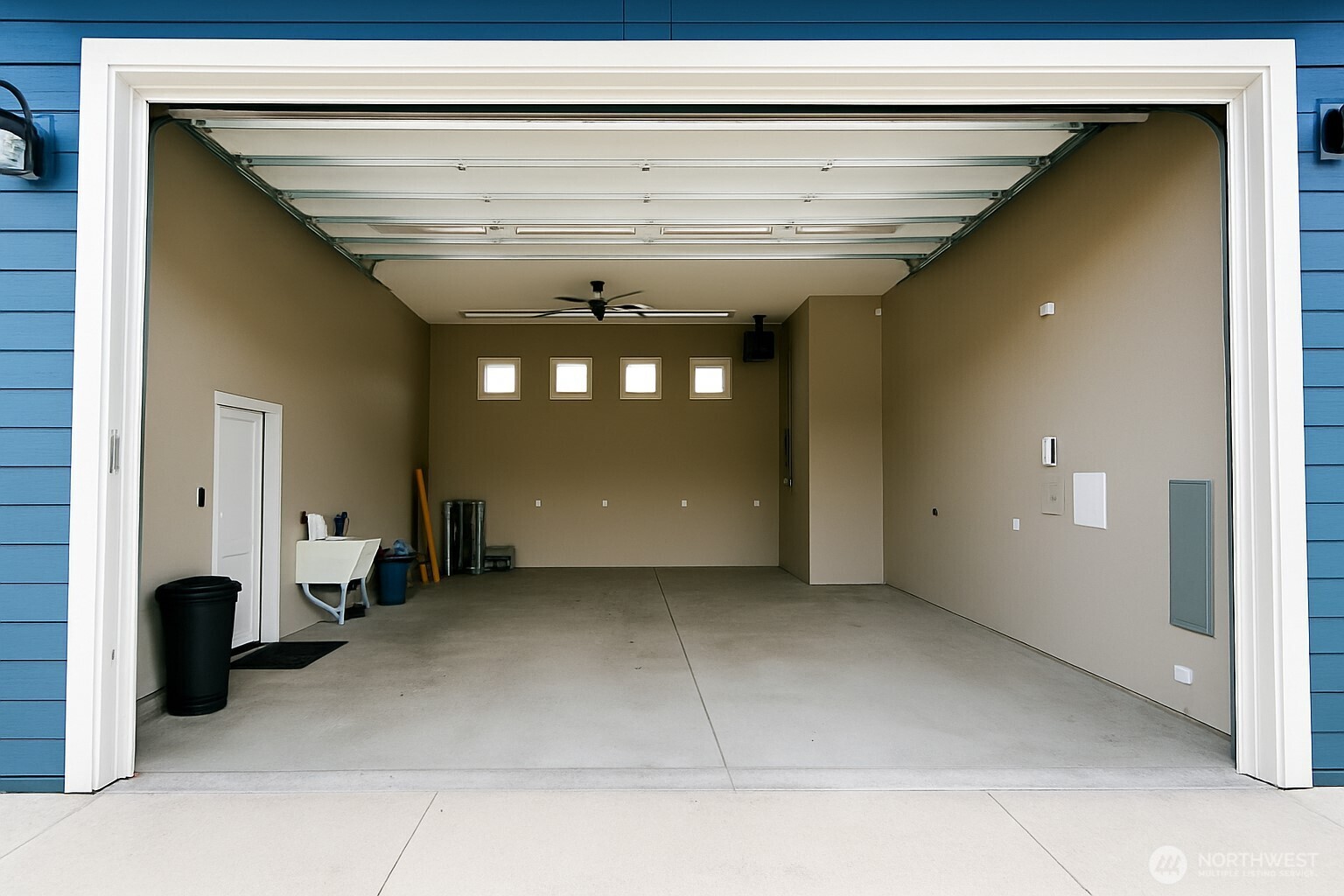 665 Manson Boulevard Manson, WA 98831 - Photo 36 of 39 a view of a hallway with entryway