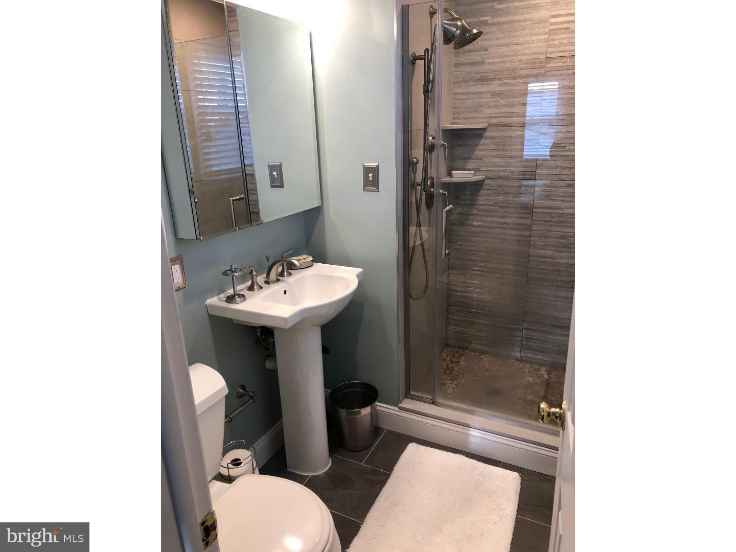 9214 Burbank Road Philadelphia, PA 19115 - Photo 19 of 24
