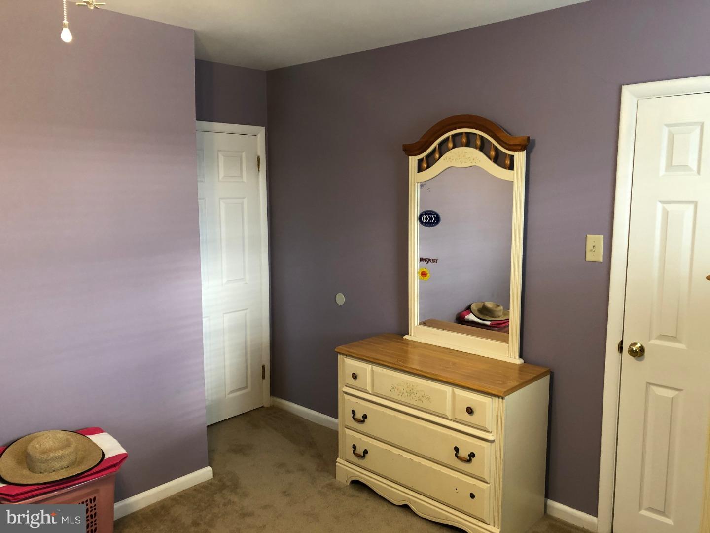 9214 Burbank Road Philadelphia, PA 19115 - Photo 22 of 24