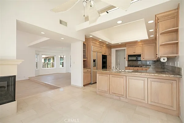 $9,000 | 408 Pasadena Court, San Clemente, CA 92672