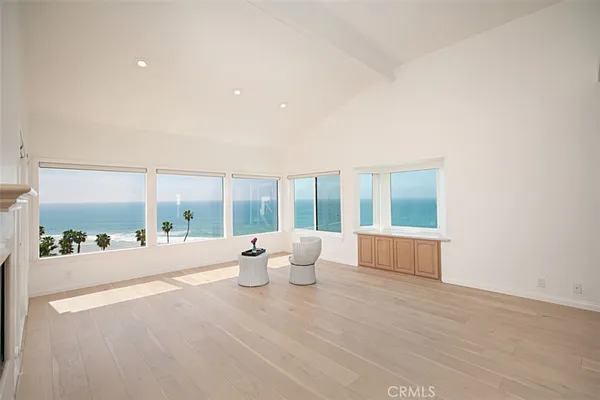 $9,000 | 408 Pasadena Court, San Clemente, CA 92672