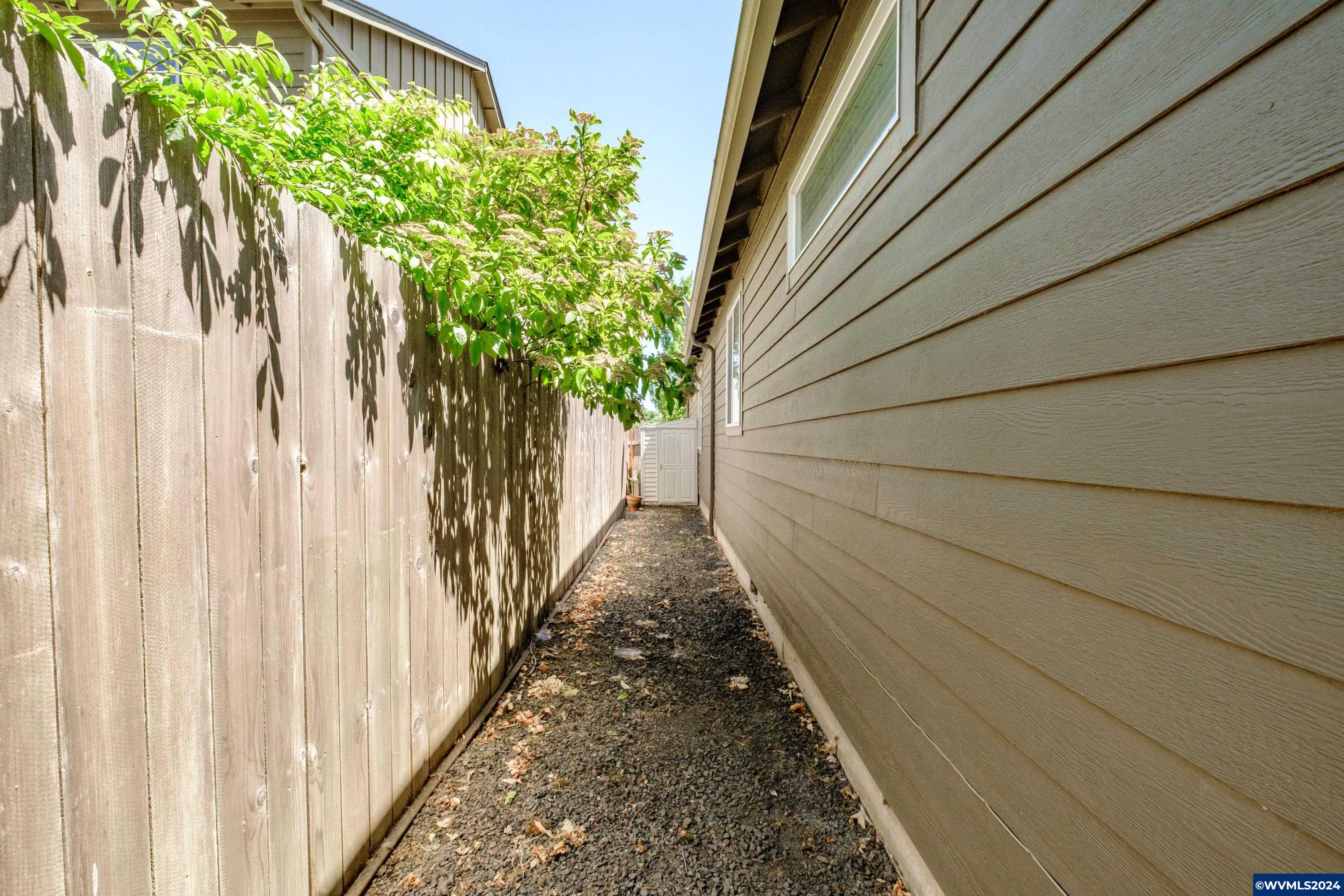 2668 Oak Ridge Street Northwest Albany, OR 97321 - Photo 41 of 42 Gallery Image 41
