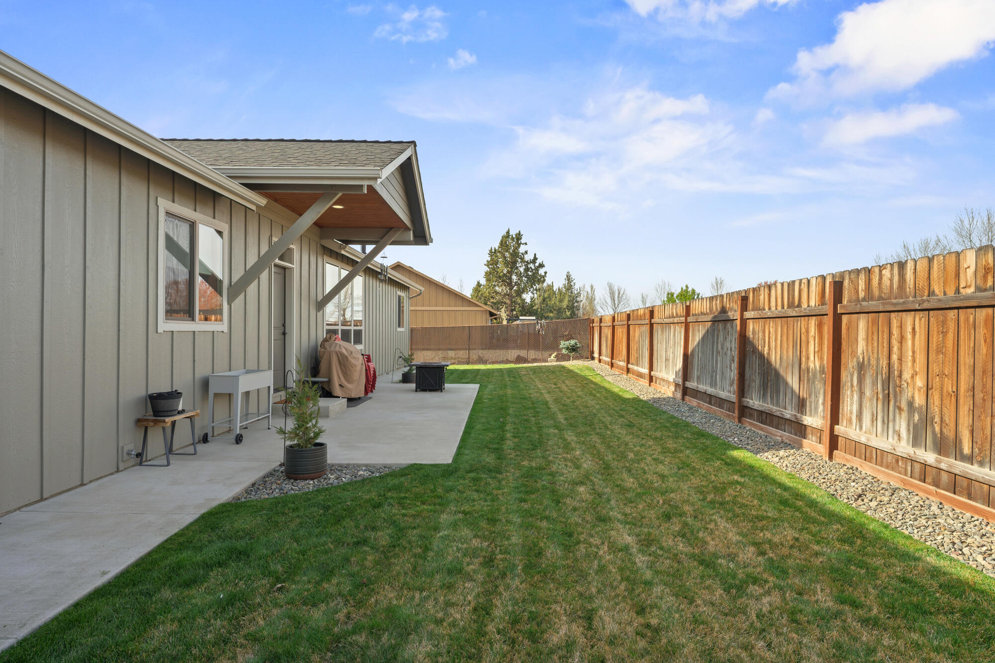 220 Northwest 28th Street Redmond, OR 97756 - Photo 22 of 30