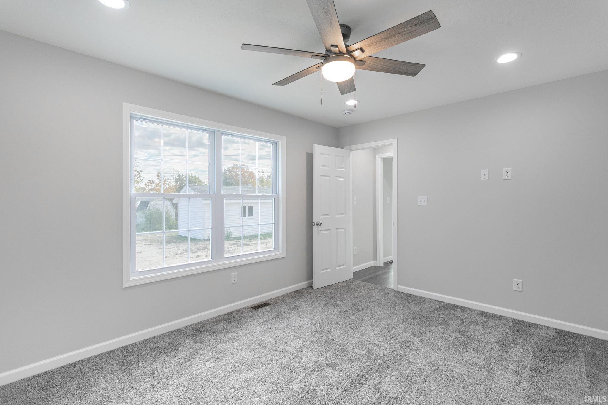 5428 Raleigh Drive South Bend, IN 46614 - Photo 14 of 33