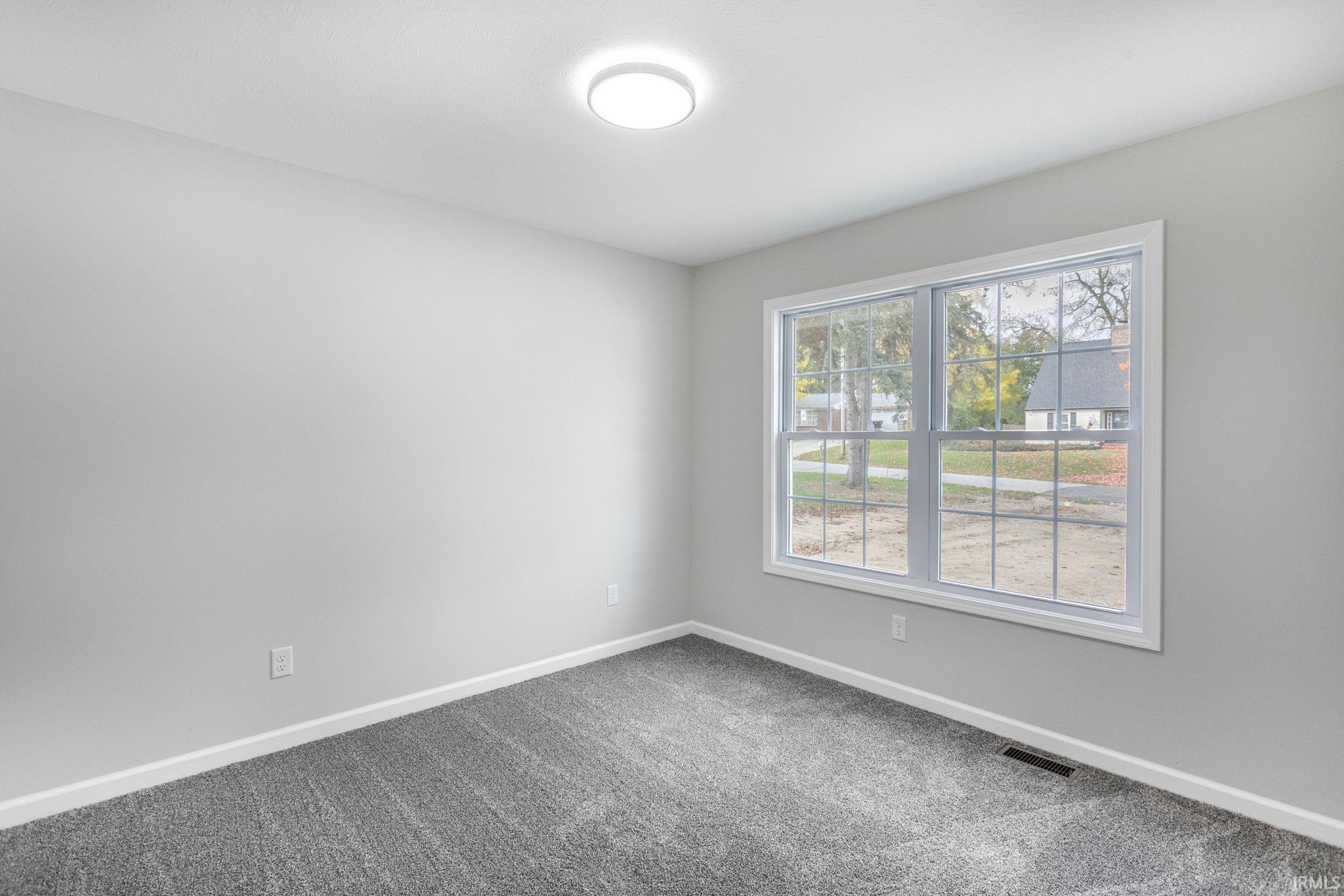 5428 Raleigh Drive South Bend, IN 46614 - Photo 18 of 33