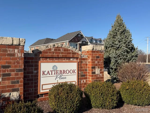 $219,900 | 110 Lily Pad Lane, St. Peters, MO 63376