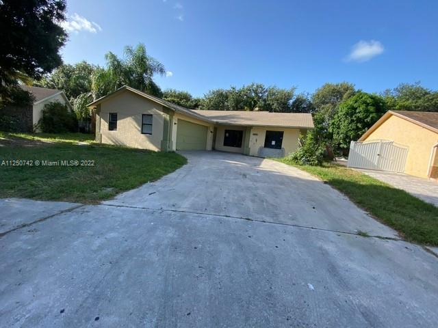 5815 Autumn Ridge Road Lake Worth, FL 33463 - Photo 2 of 25 Gallery Image 2