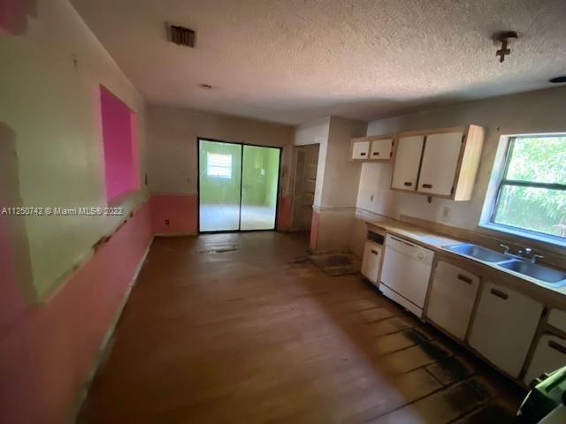 5815 Autumn Ridge Road Lake Worth, FL 33463 - Photo 9 of 25 Gallery Image 9