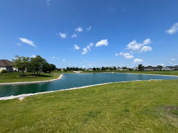 $329,540 | 1545 Rolling Pass, Beecher, IL 60401