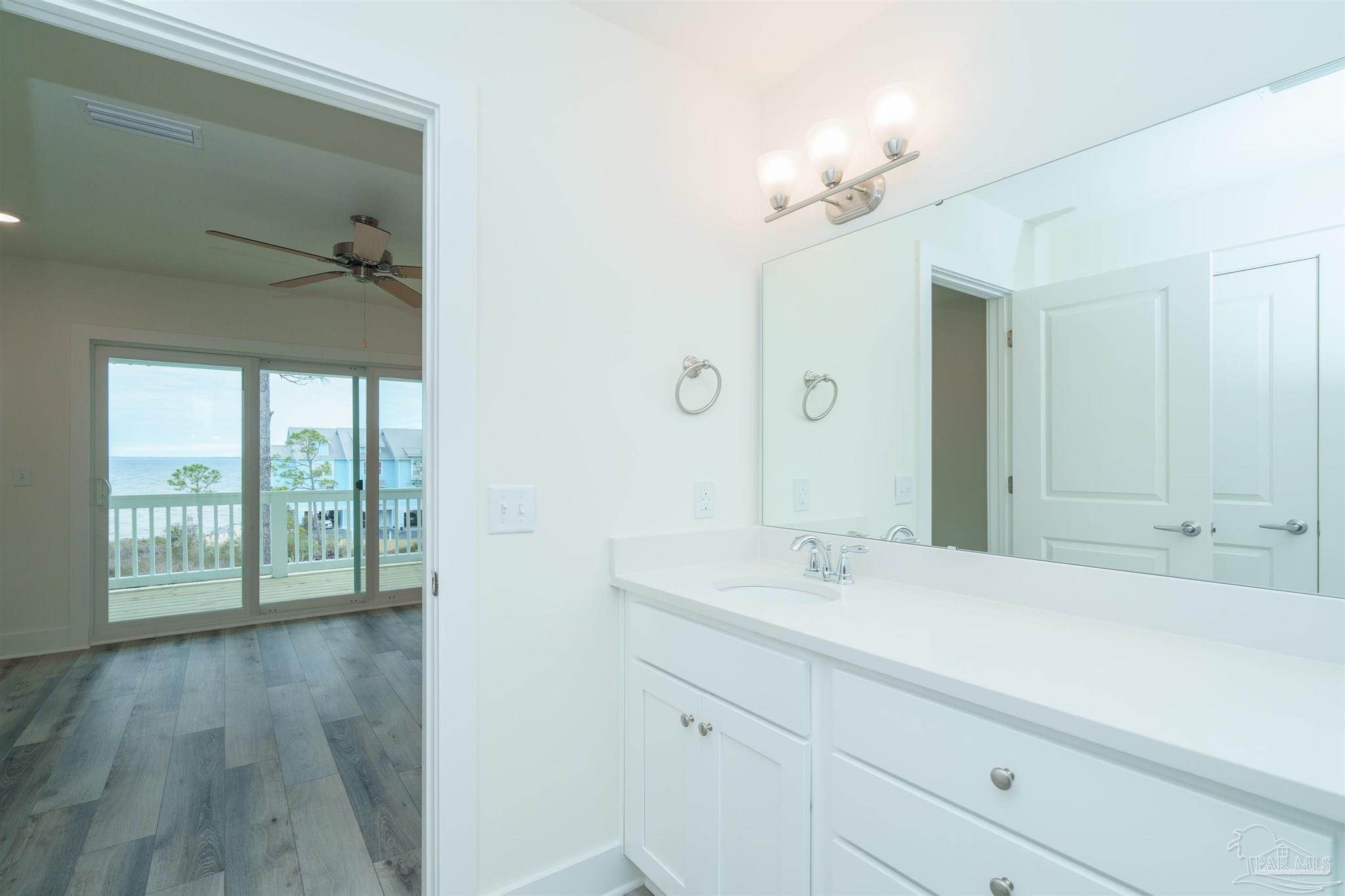 16156 Innerarity Point Road Pensacola, FL 32507 - Photo 9 of 22 Gallery Image 9