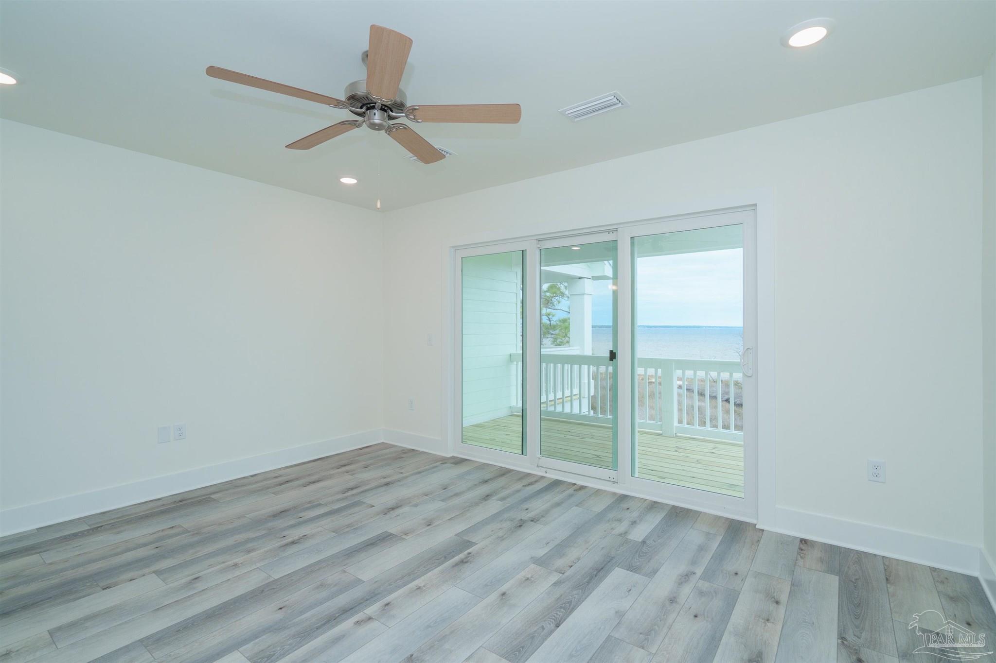 16156 Innerarity Point Road Pensacola, FL 32507 - Photo 10 of 22 Gallery Image 10