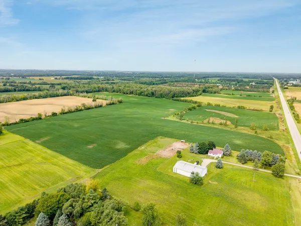 $799,000 | N3879 State Highway, Pulaski, WI 54162