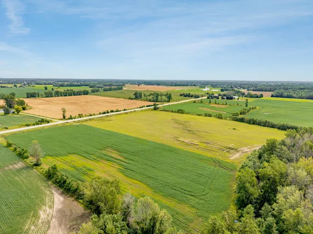 $839,900 | N3879 State Highway, Pulaski, WI 54162