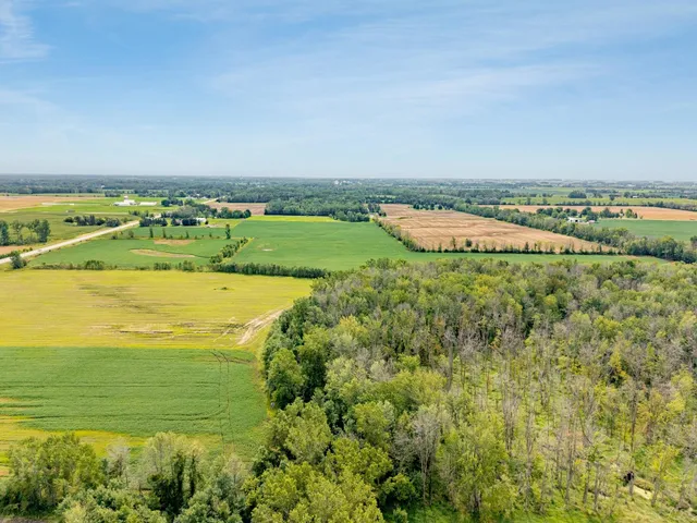 $839,900 | N3879 State Highway, Pulaski, WI 54162