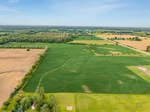 $799,000 | N3879 State Highway, Pulaski, WI 54162