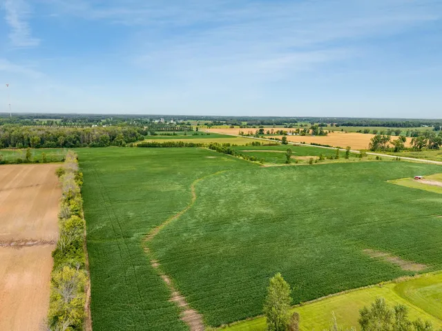 $839,900 | N3879 State Highway, Pulaski, WI 54162