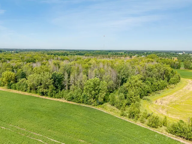 $839,900 | N3879 State Highway, Pulaski, WI 54162