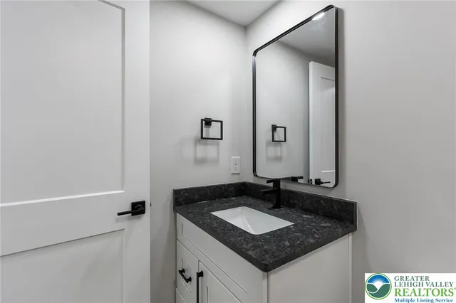 $599,900 | 1330 Lincoln Street, Catasauqua, PA 18032