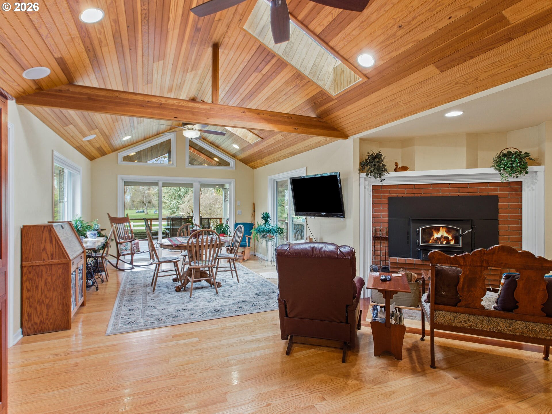 12063 Golf Lane Southeast Sublimity, OR 97385 - Photo 15 of 48