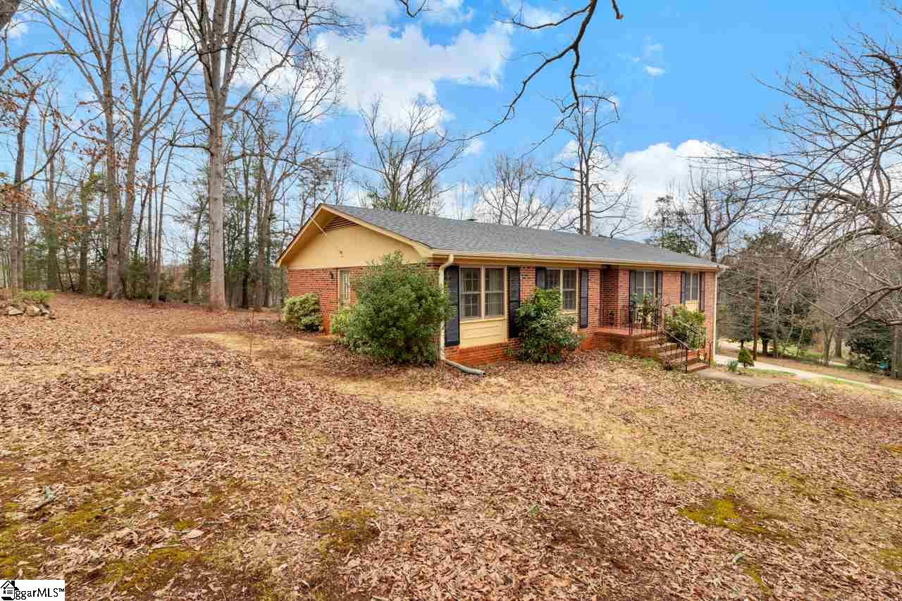 111 Waterloo Circle Greer, SC 29650 - Photo 28 of 34 Gallery Image 28