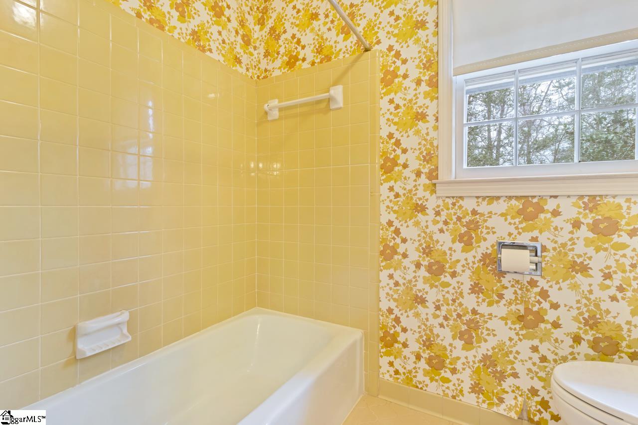 111 Waterloo Circle Greer, SC 29650 - Photo 31 of 34 Gallery Image 31