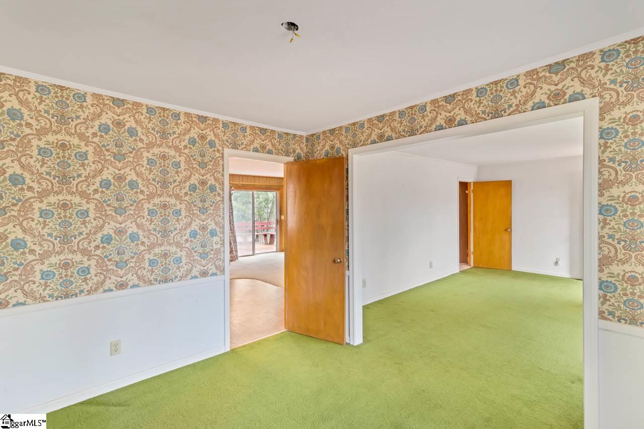 111 Waterloo Circle Greer, SC 29650 - Photo 10 of 34 Gallery Image 10