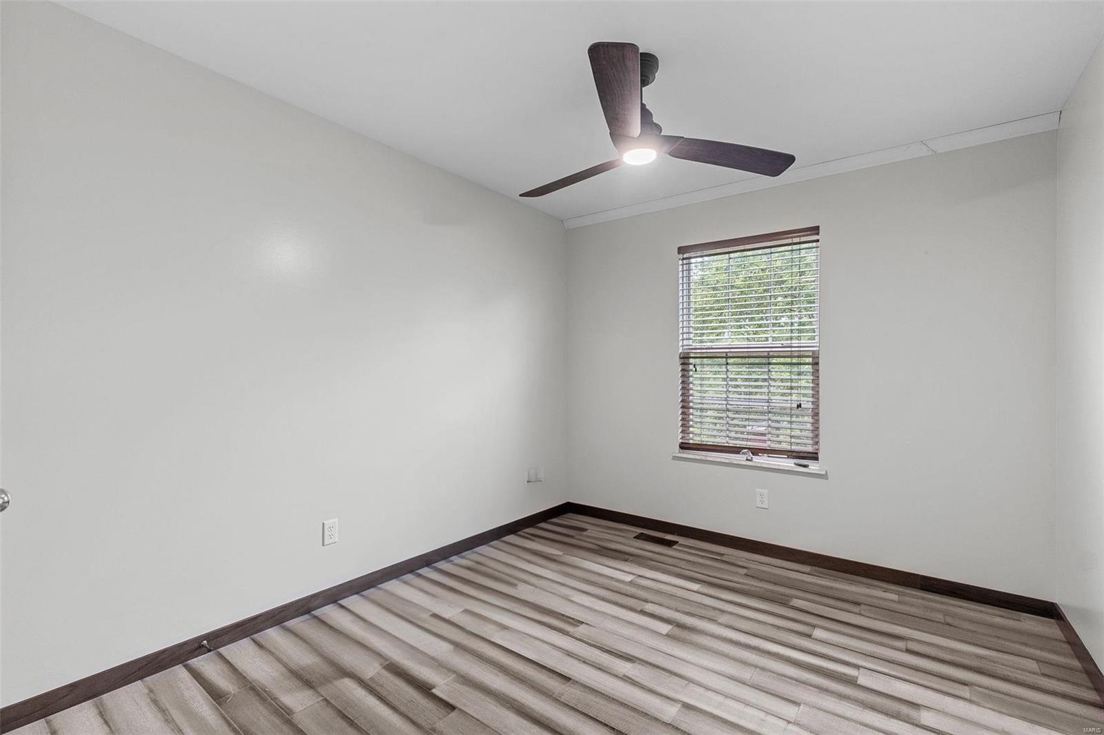 210 Ruggles Road Ferguson, MO 63135 - Photo 12 of 21 Gallery Image 12