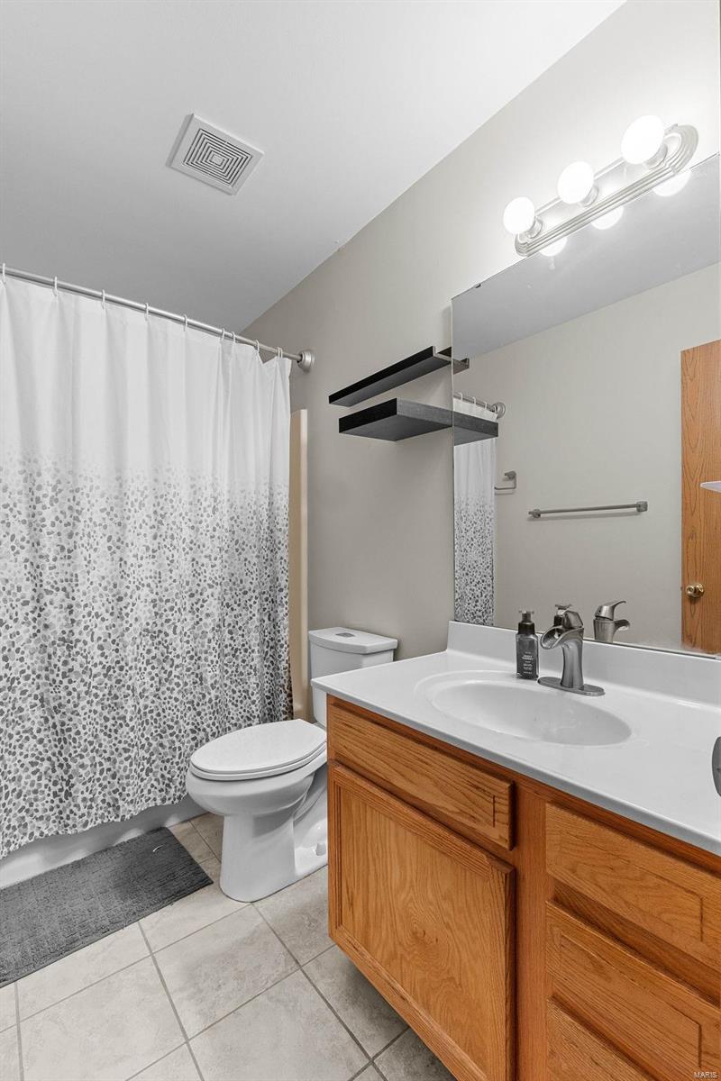 210 Ruggles Road Ferguson, MO 63135 - Photo 16 of 21 Gallery Image 16