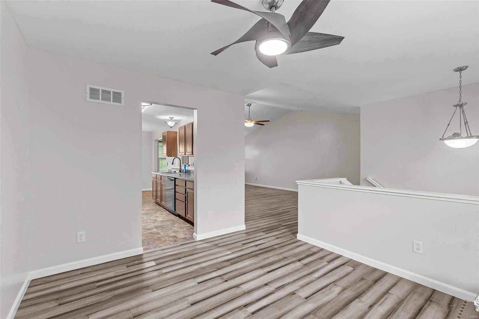 210 Ruggles Road Ferguson, MO 63135 - Photo 17 of 21 Gallery Image 17
