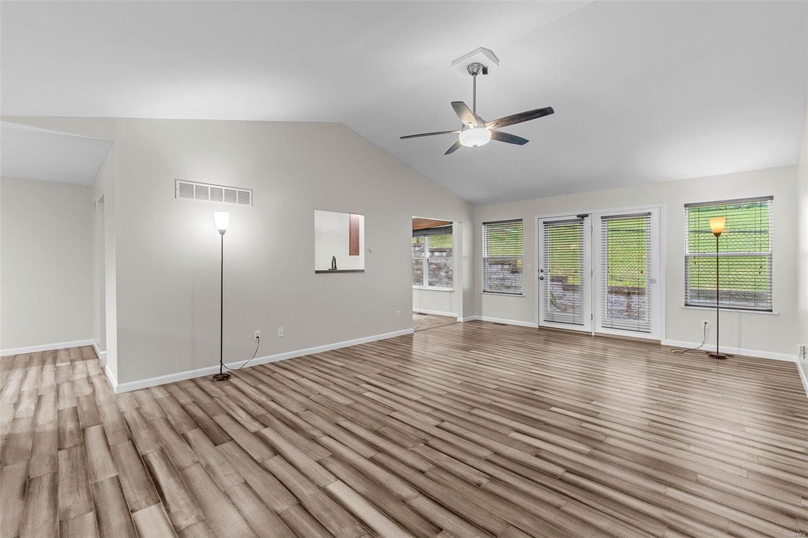 210 Ruggles Road Ferguson, MO 63135 - Photo 20 of 21 Gallery Image 20