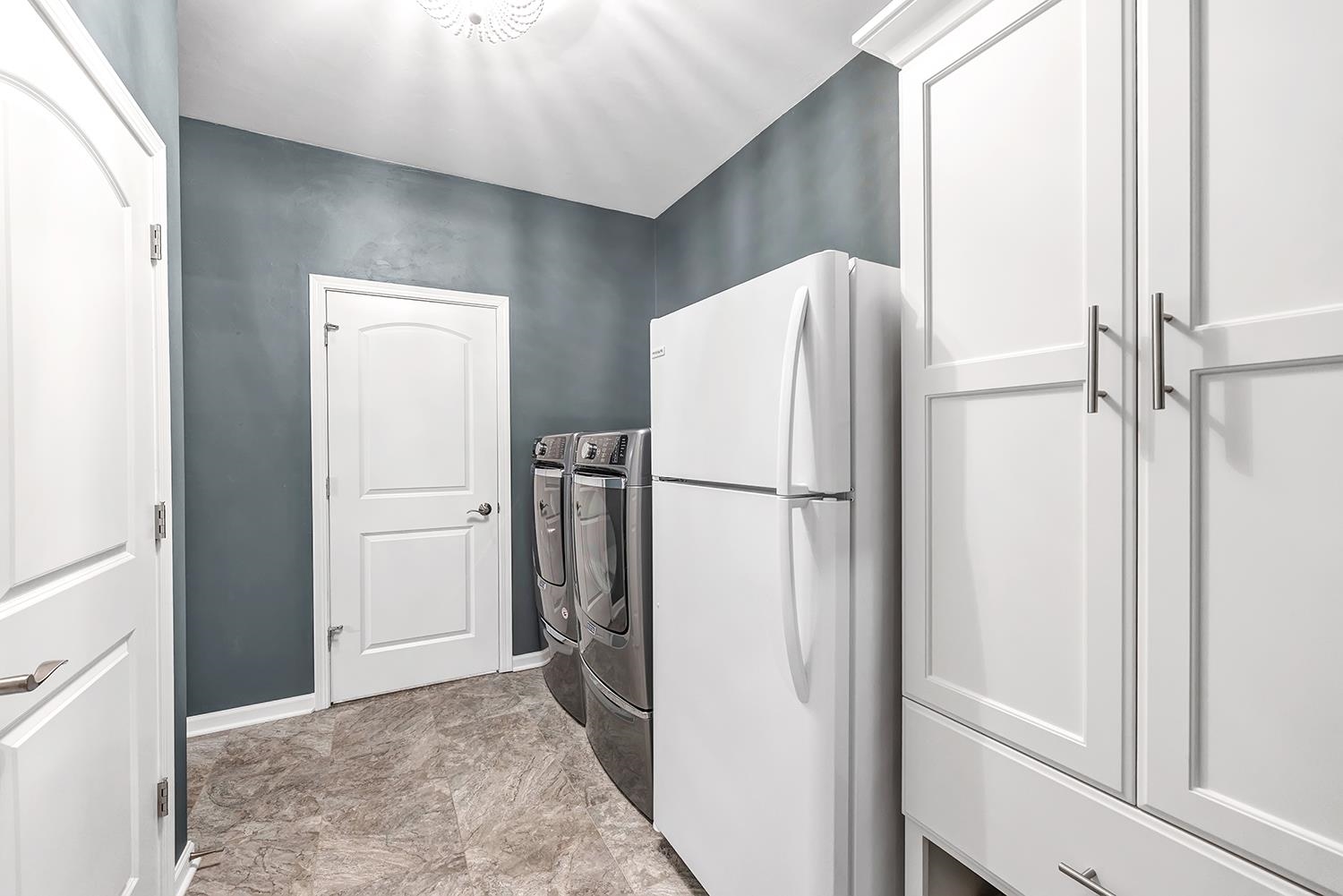 156 Raccoon Berry Way Green Bay, WI 54311 - Photo 16 of 37