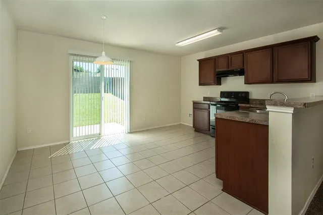 $1,545 | 1423 Swan Ridge Drive, Sherman, TX 75092