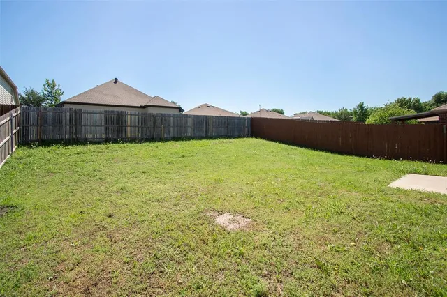$1,545 | 1423 Swan Ridge Drive, Sherman, TX 75092