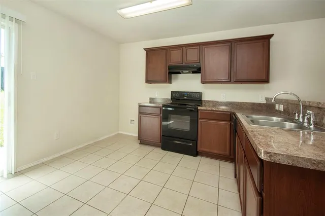 $1,545 | 1423 Swan Ridge Drive, Sherman, TX 75092