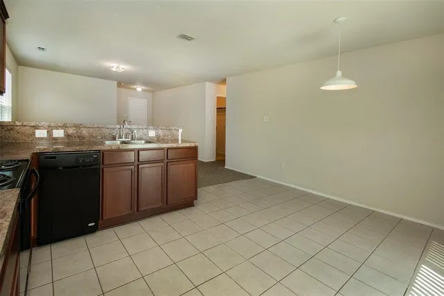 $1,545 | 1423 Swan Ridge Drive, Sherman, TX 75092