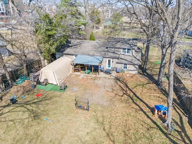 $675,000 | 6901 West 82nd Street, Overland Park, KS 66204