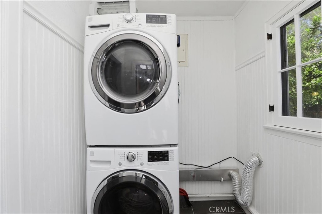 4593 Merrill Avenue Riverside, CA 92506 - Photo 26 of 34