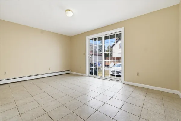 $299,900 | 180 Spruce Street, Unit A, Manchester, NH 03103