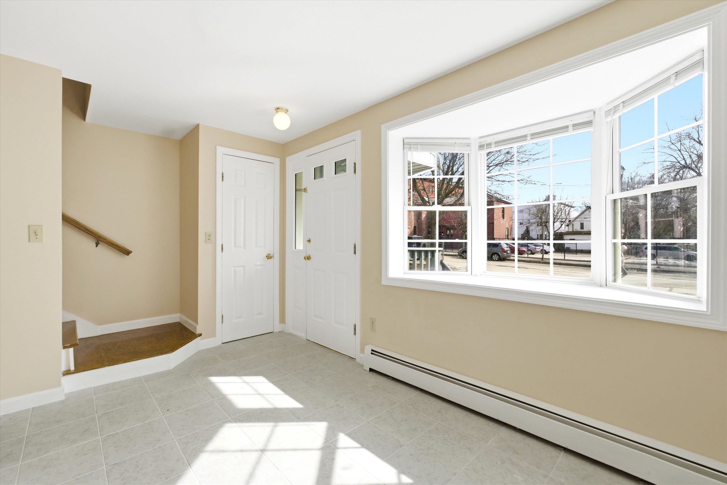 180 Spruce Street, Unit A Manchester, NH 03103 - Photo 21 of 26